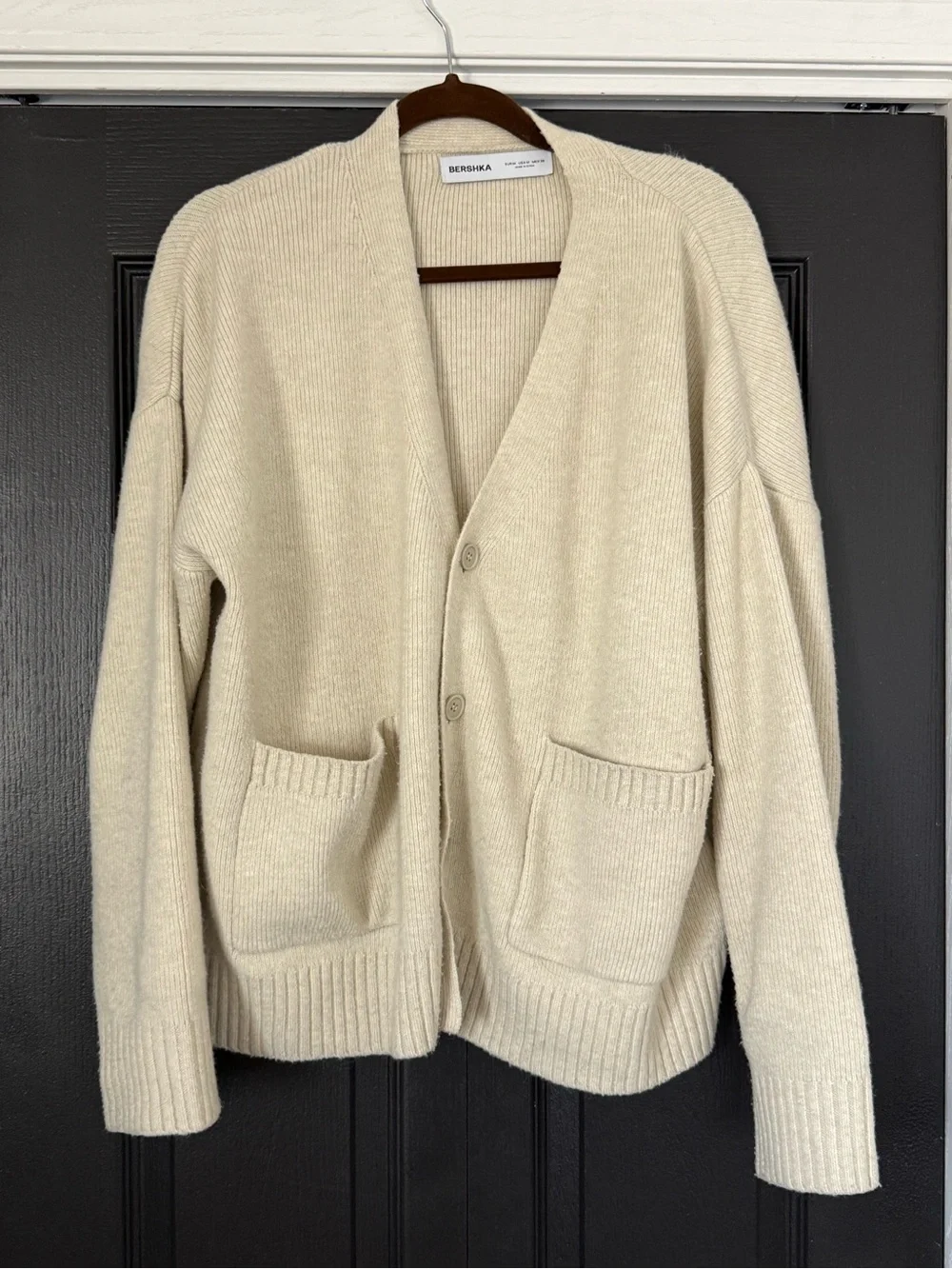 Cardigan - Picture 1 of 4